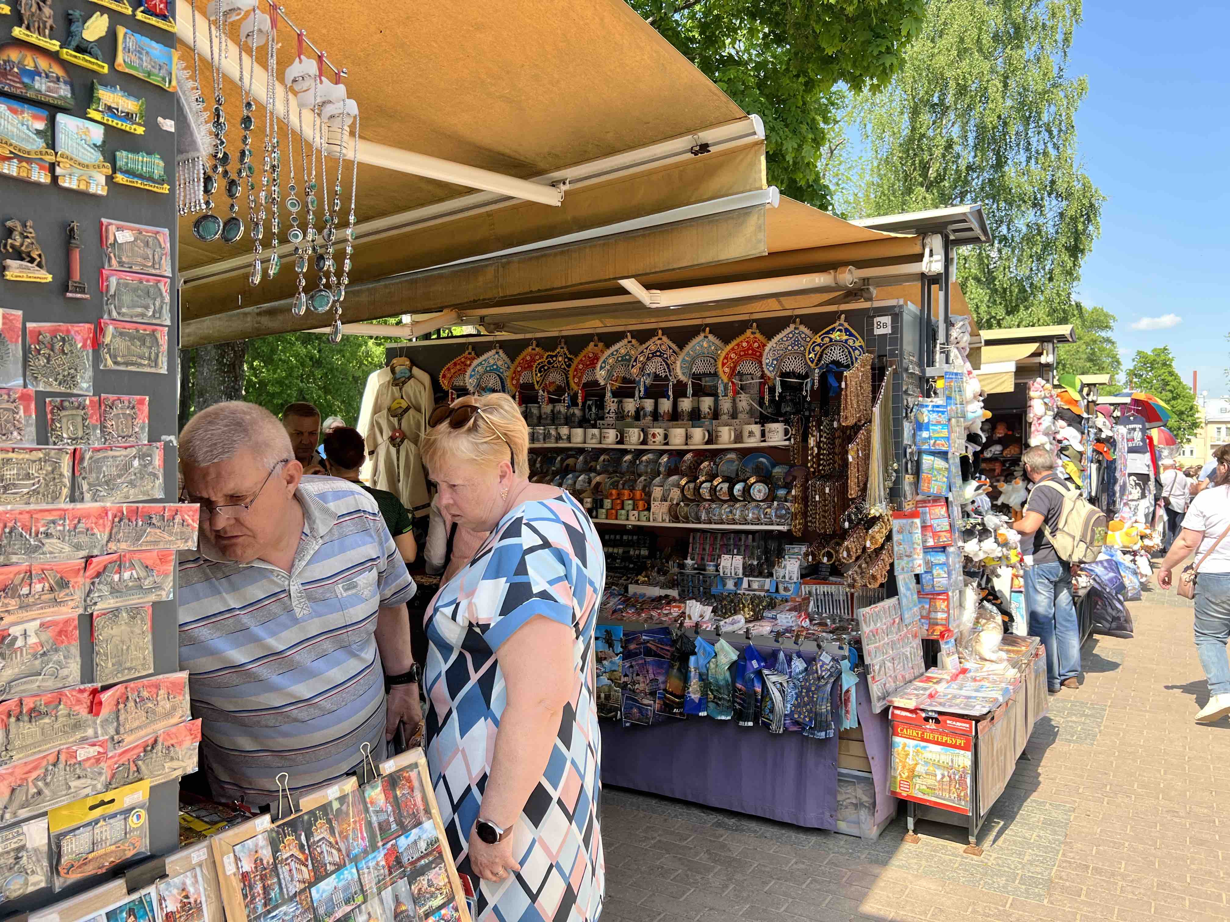 Лучшие рождественские и новогодние подарки из Петербурга